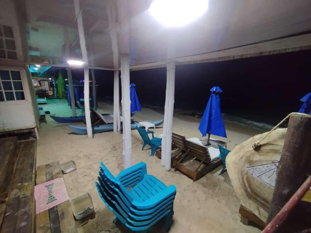 פלאיה בלנקה Hostal Lamar Baru Donde Gertrudis מראה חיצוני תמונה